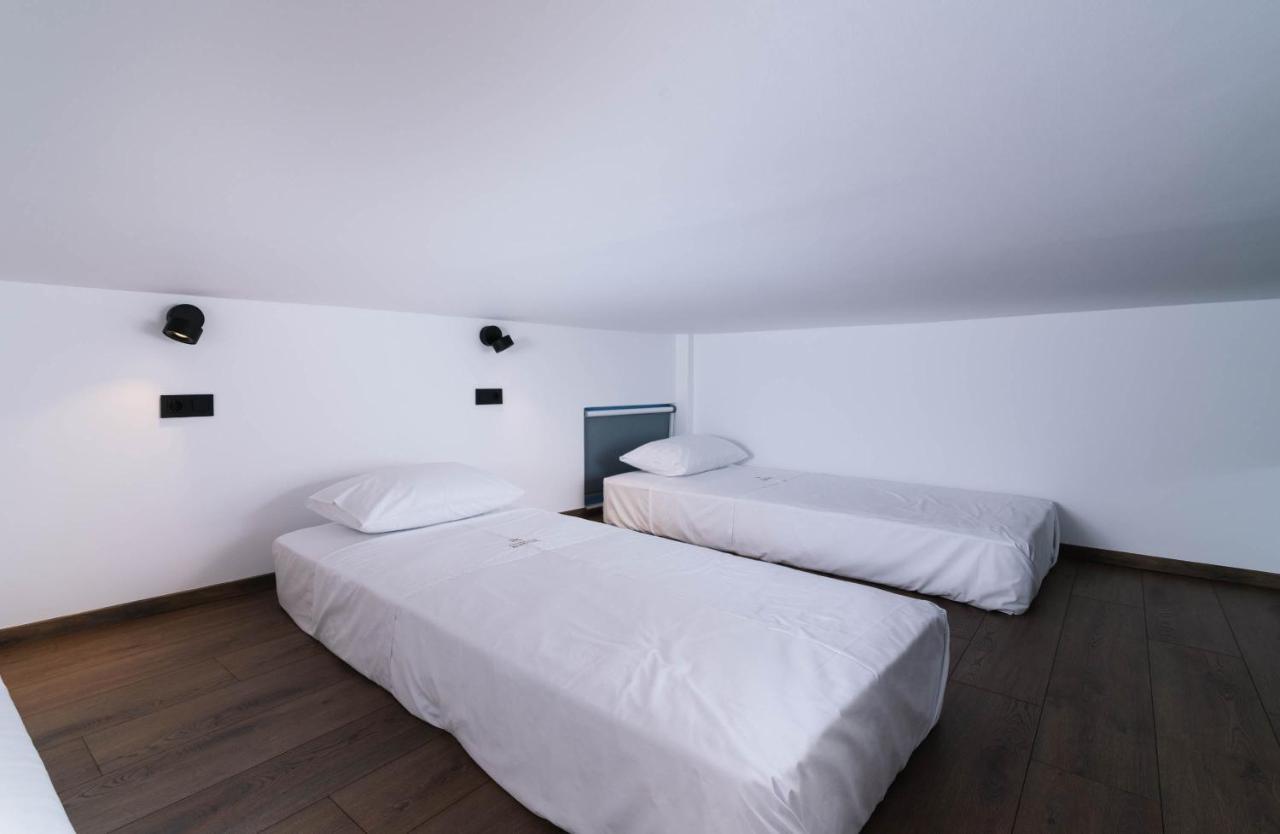 Suites De Luxe Katerina Kokkinos Pirgos Exterior foto