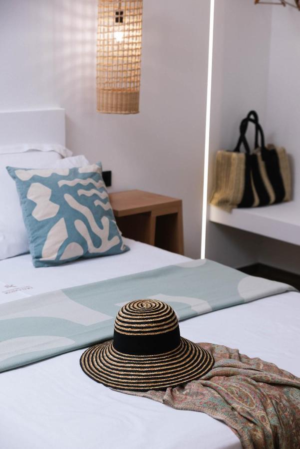 Suites De Luxe Katerina Kokkinos Pirgos Exterior foto